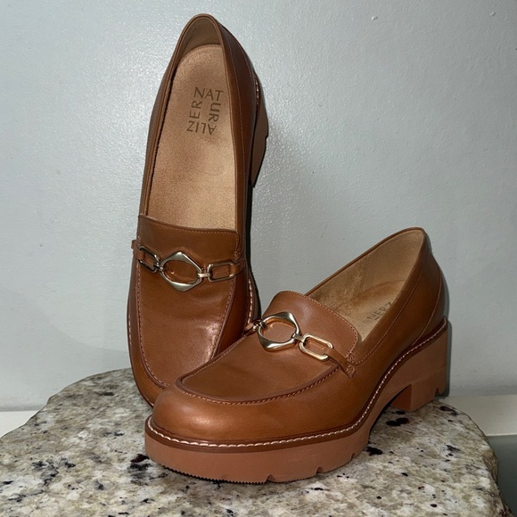 Naturalizer Dylan Lightweight Chunky Leather Loafer Chain Detail Lug Sole Sz 8.5 - Picture 11 of 14